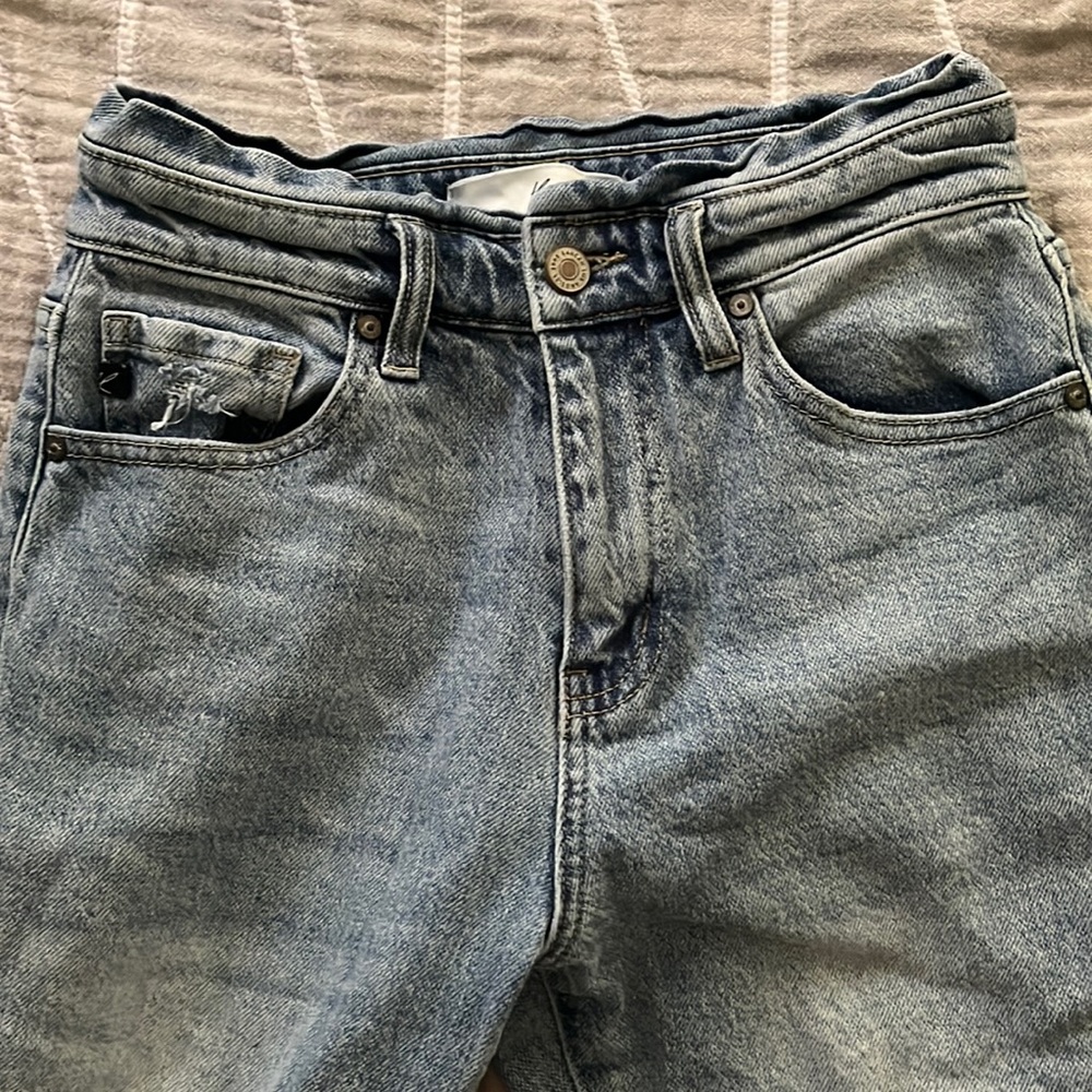 Boutique mom jeans